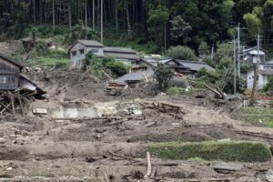 Lee más sobre el artículo Lluvias torrenciales en Japón causan seis muertos y 4.000 hogares dañados