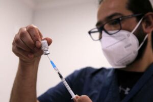 Lee más sobre el artículo Chile reabre sus fronteras a extranjeros vacunados a partir del 1 de octubre