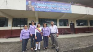 Lee más sobre el artículo En Guaguayme Bajo posesionaron al Consejo Estudiantil de la Escuela Antonio José de Sucre