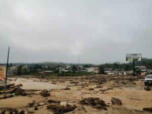 Lee más sobre el artículo Quebrada se desbordó en Guayzimi