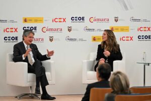 Lee más sobre el artículo En España, Guillermo Lasso habla de alianzas público-privadas y acuerdos comerciales para promover inversiones