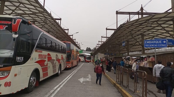 En este momento estás viendo Feriado movilizó a más de 88 mil personas desde las terminales de Quito