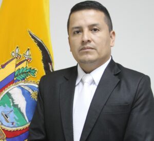 Lee más sobre el artículo (Audio) La Corte Provincial de Justicia de Zamora Chinchipe designó como su presidente al doctor Frank Caamaño