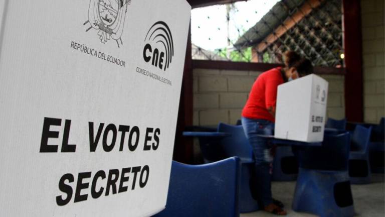 Lee más sobre el artículo El 5 de febrero de 2023 los ecuatorianos acudirán a las urnas; CNE publica calendario electoral￼