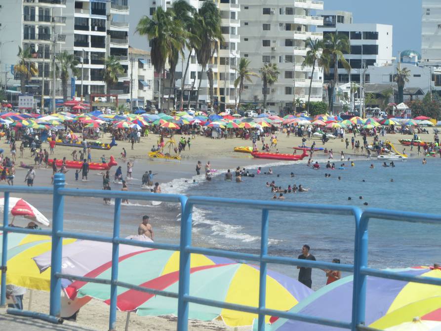 La ocupación hotelera en balnearios de la Península fluctuó entre 30 % y 85 % en este feriado