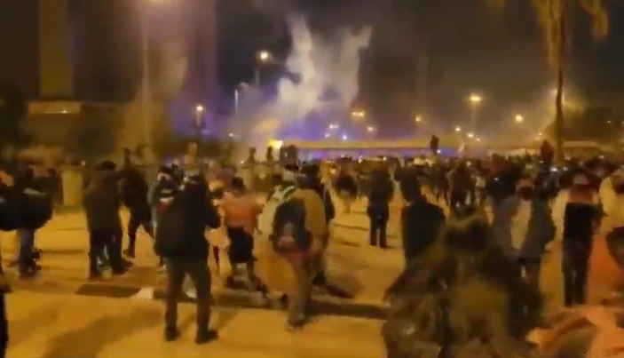 En este momento estás viendo Paro nacional: Policía disparó gas lacrimógeno a la Universidad Central