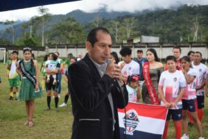 Lee más sobre el artículo Inauguran campeonato interbarrial de fútbol en Paquisha