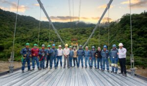 Lee más sobre el artículo Sedemi construye el puente colgante que unirá a Pastaza y Morona Santiago en la Amazonía Ecuatoriana