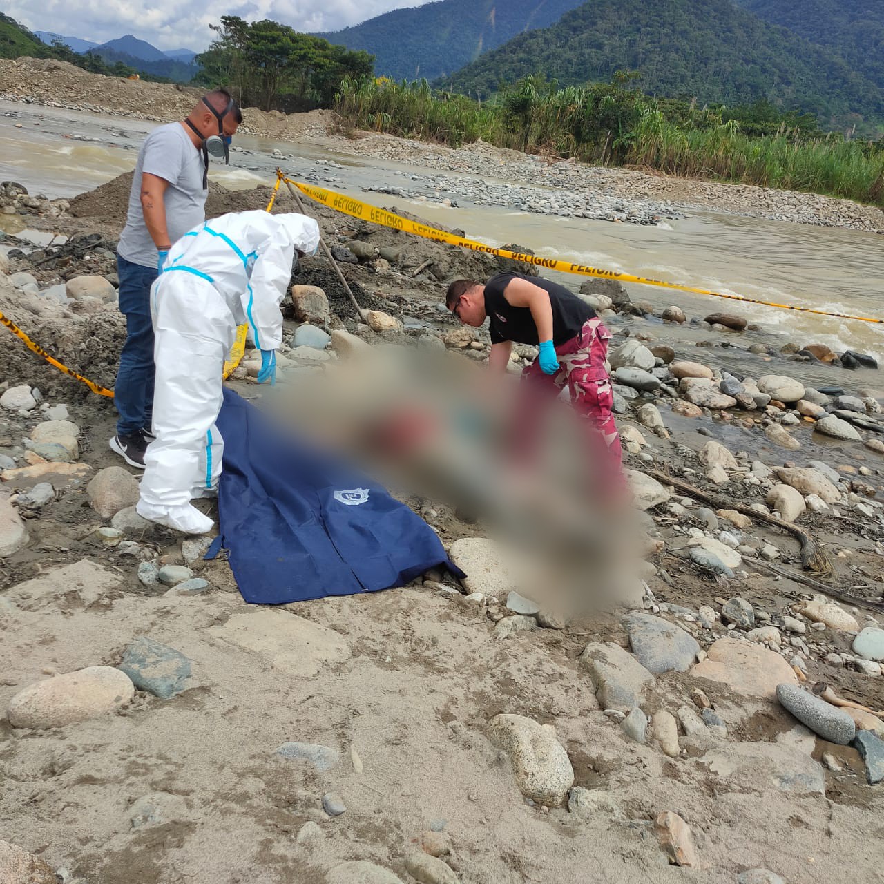 Lee más sobre el artículo Realizaron el levantamiento de un cadáver en el río Yacuambi