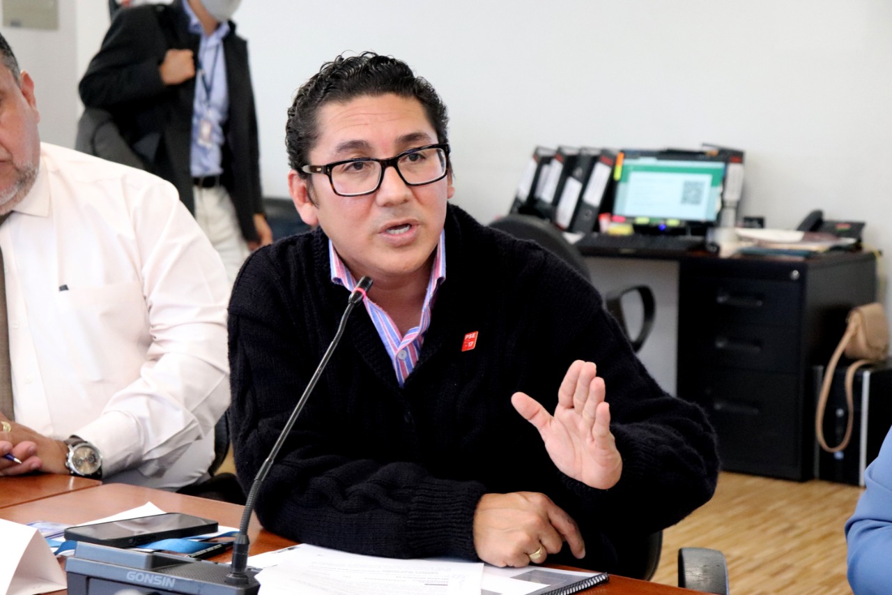 Lee más sobre el artículo Diego Esparza defendió su proyecto de reformas a la Ley de Cultura