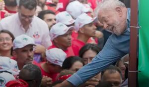 Lee más sobre el artículo Lula es electo presidente de Brasil￼