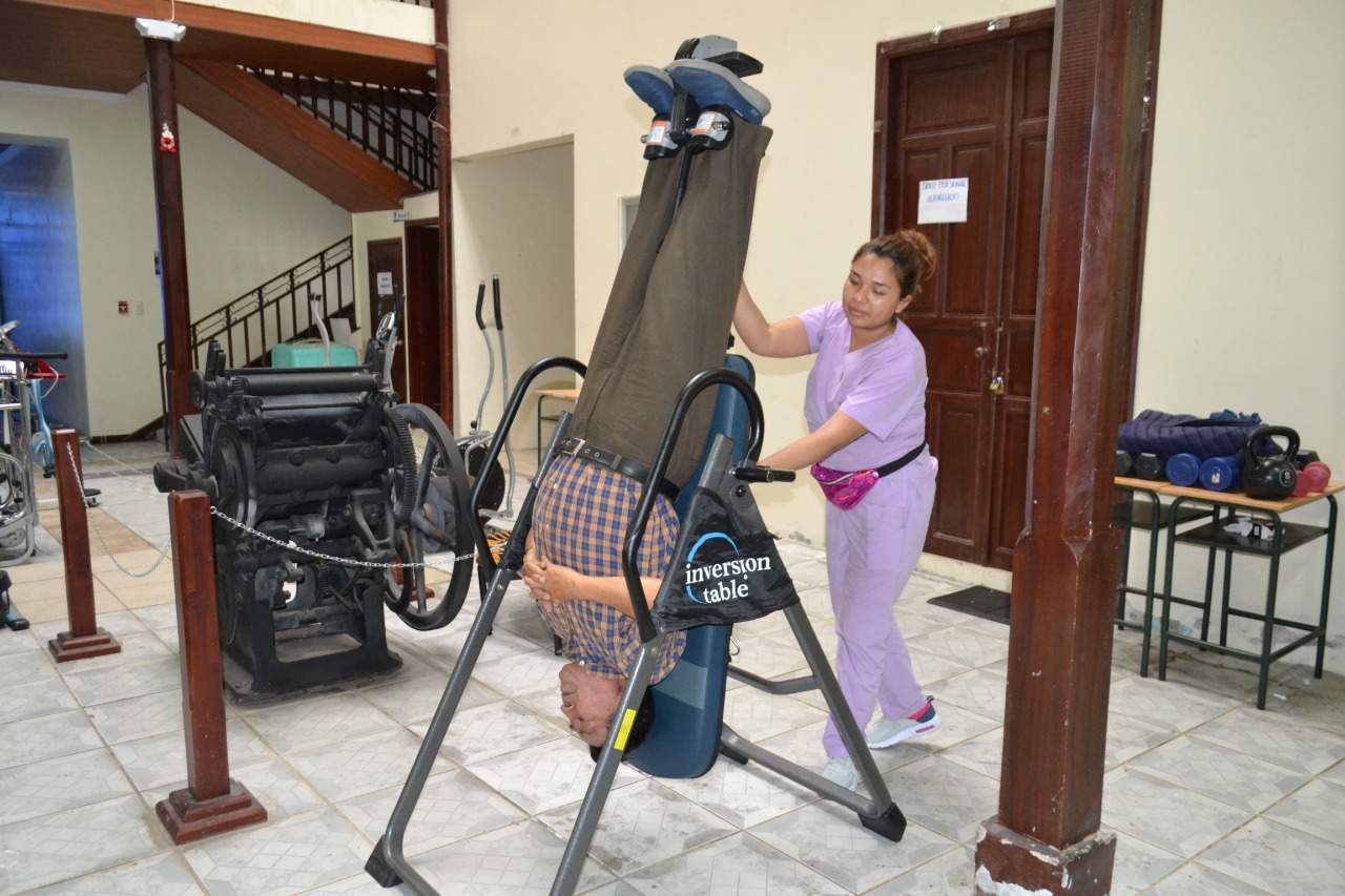 Lee más sobre el artículo Más de 300 socios se han beneficiado de la rehabilitación física en el SCP de Loja