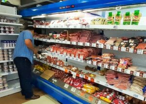 Lee más sobre el artículo ARCSA identificó productos irregulares en supermercado de Loja