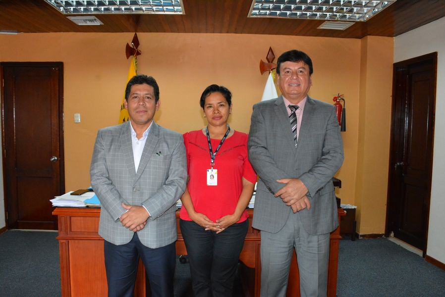 En este momento estás viendo Director Zonal de SECAP analizó importantes proyectos con el Gobernador de Zamora Ch.