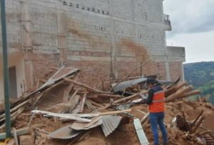 Lee más sobre el artículo Gobierno comprará casas al sector privado para afectados por el terremoto en Balao