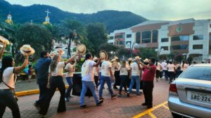 Lee más sobre el artículo Ex alumnos del San Francisco de Asís celebran un año más de su creación