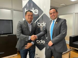 Lee más sobre el artículo Gerente general del BDE y el alcalde Jairo Herrera mantuvieron reunión de trabajo