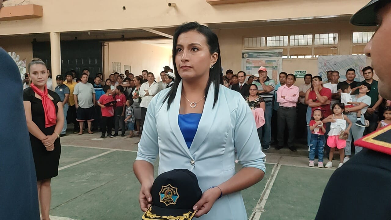 Lee más sobre el artículo Alcaldesa de Yantzaza se posesionó junto a su consejo municipal