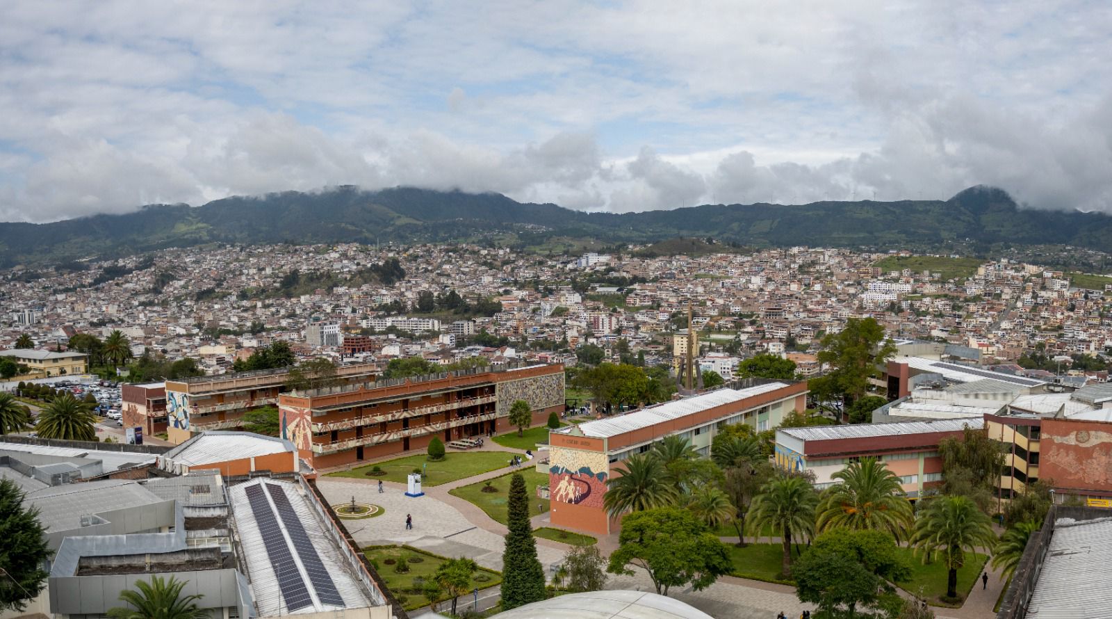 Por segundo año consecutivo, la UTPL se ubica en el top 10 de las mejores universidades del Ecuador, según QS World University Ranking