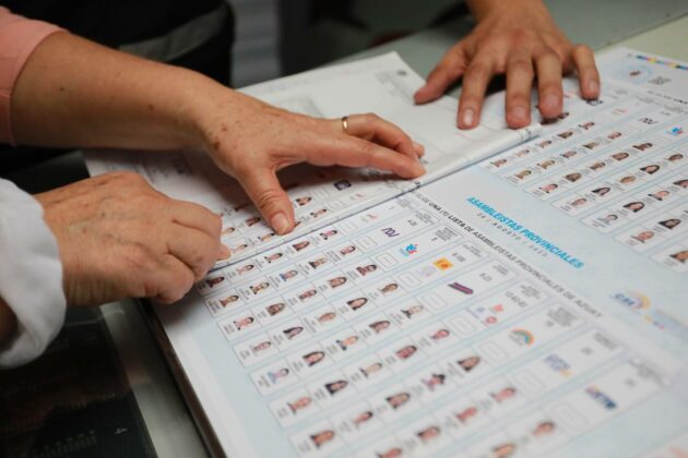 En este momento estás viendo CNE inicia impresión de papeletas para las elecciones anticipadas
