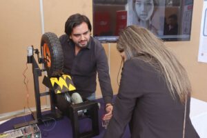 Lee más sobre el artículo Docente UTPL obtuvo el primer lugar en la Feria de Innovación Sinergia III