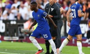 Lee más sobre el artículo ¡Moisés Caicedo remonta con el Chelsea para clasificar en la Copa de la Liga Inglesa!
