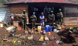 Lee más sobre el artículo Dos detenidos durante una operación militar contra la minería ilegal en Imbabura