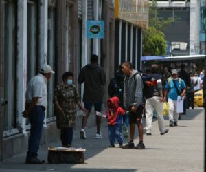 Lee más sobre el artículo Ecuador piden a Perú no expulsar extranjeros en su frontera
