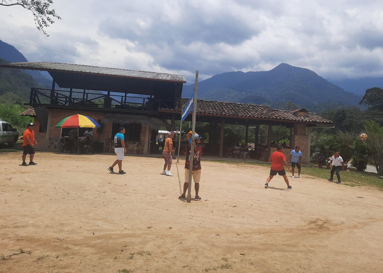 Lee más sobre el artículo Max 40 FC Guadalupe realizaron actividad de integración en Cantzama