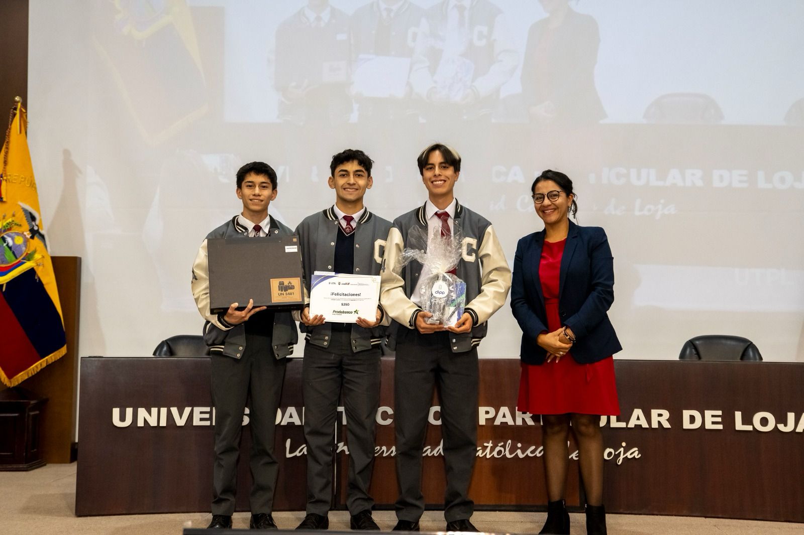 UTPL premió a los ganadores de la “II Convocatoria de Retos de Innovación Abierta Ecuador Sustentable 2030”