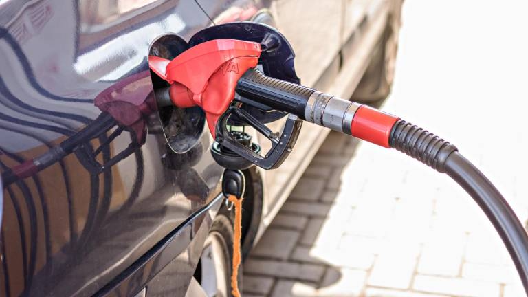 Lee más sobre el artículo Aumenta el precio de la gasolina Súper Premium desde el martes 12 de marzo en Ecuador