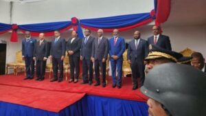 Lee más sobre el artículo Primer ministro de Haití dimite y miembros del nuevo consejo presidencial de transición juran su cargo en medio de crisis de violencia
