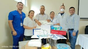 Lee más sobre el artículo Alcalde de Zamora dona insumos para camas UCI del Hospital de Yantzaza