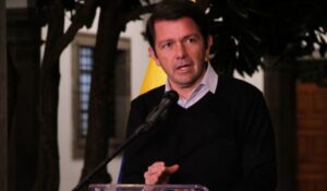 Lee más sobre el artículo Gobierno y Conaie dialogarán con mediación de la Coferencia Episcopal￼