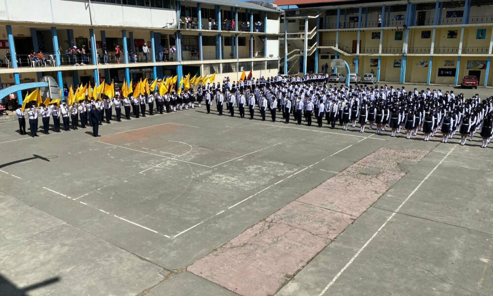 Estudiantes de la Zona 7 rinden homenaje a la Bandera – Diario