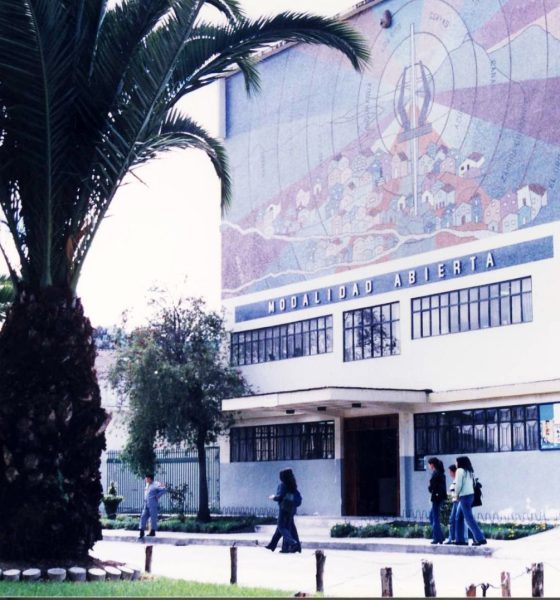 UTPL celebra 48 años liderando la educación a distancia