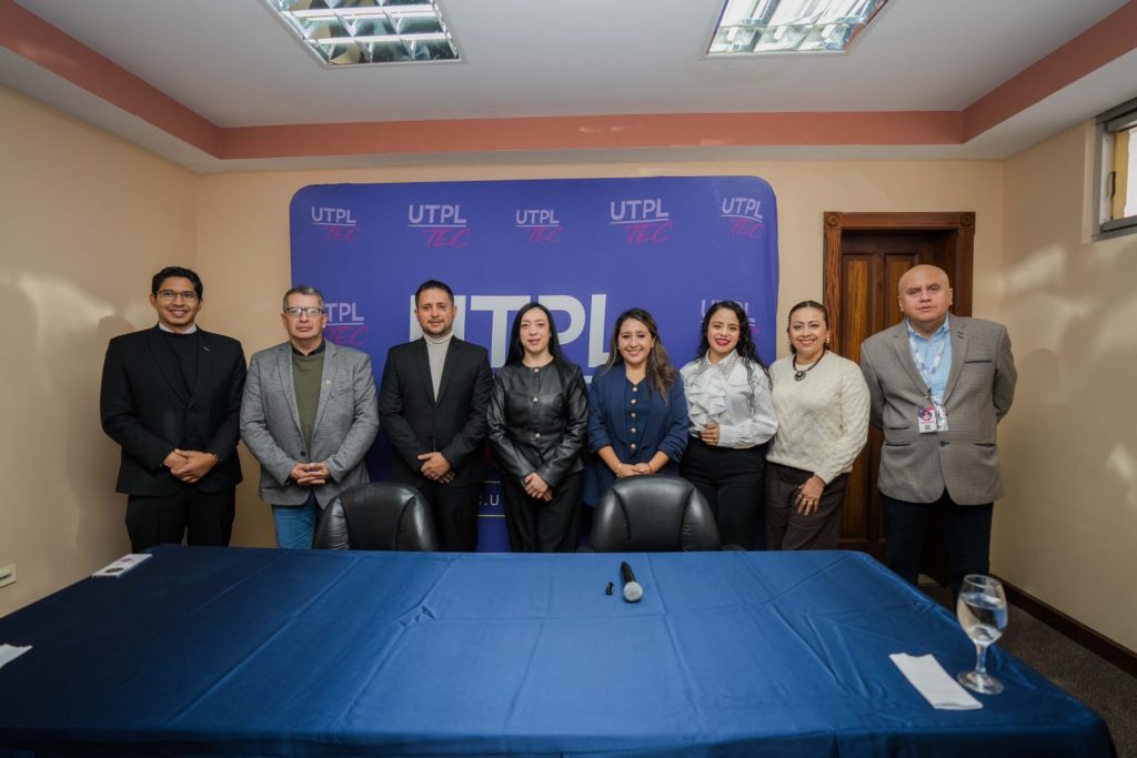 UTPL presenta nuevas carreras tecnológicas de corta duración en ...