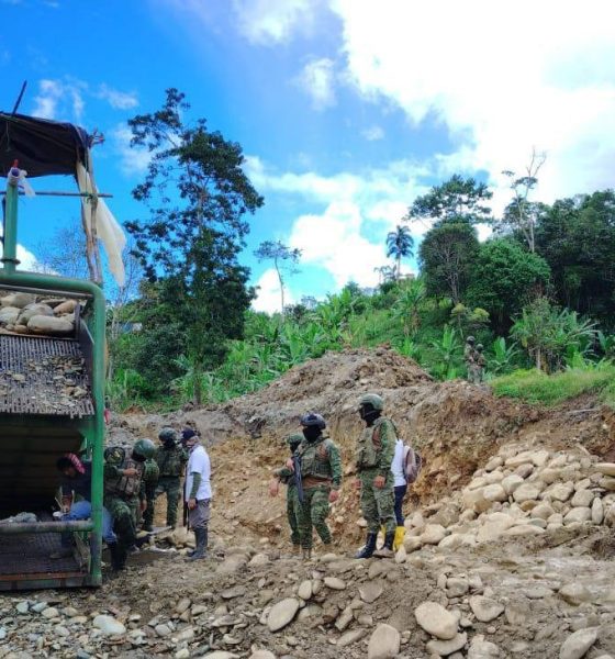 Ejército Ecuatoriano ejecuta operación contra la minería ilegal en Gualaquiza