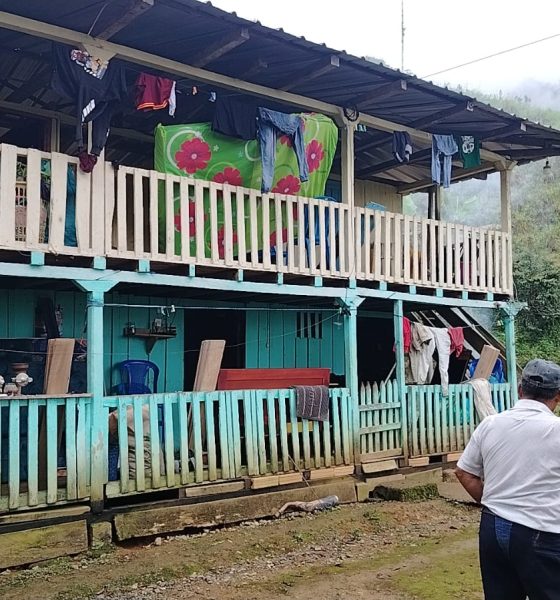 Alerta en el barrio El Castillo: Habitantes piden atención urgente ante riesgo inminente por colapso de vialidad y deslizamientos