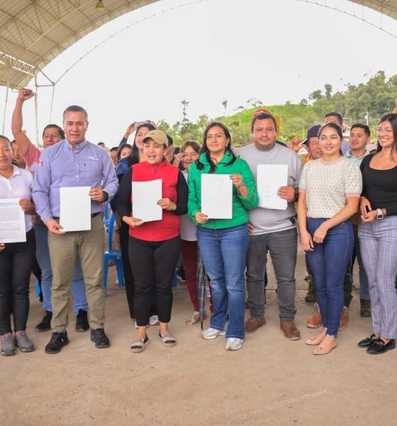 Habitantes de Los Encuentros y autoridades de Zamora Chinchipe impulsan el asfaltado de la vía al Zarza