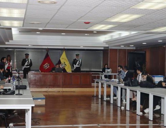 Caso ‘Vidrio Libre’: Dictan medidas cautelares contra una exjueza, un exfiscal y dos abogados vinculados a la trama