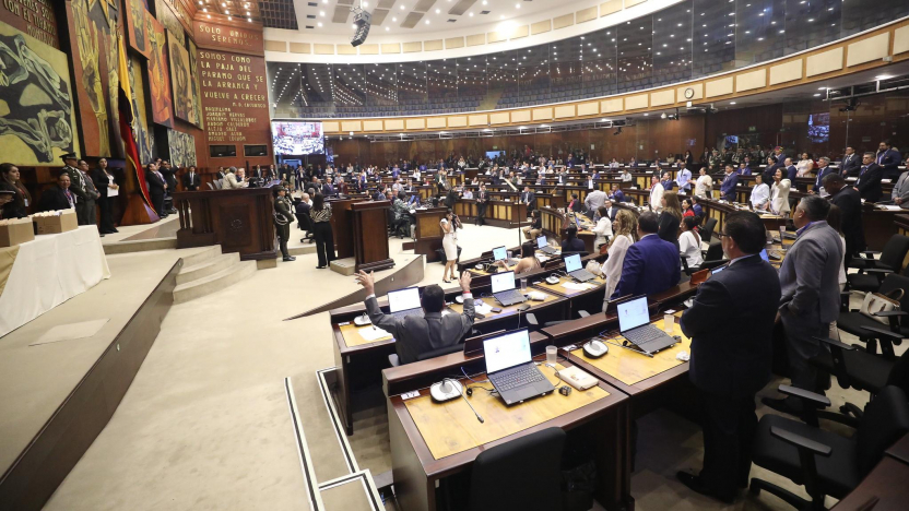 Un inicio movido: lo que dejó el primer mes de la Asamblea entre leyes, expulsiones, deserciones y sanciones