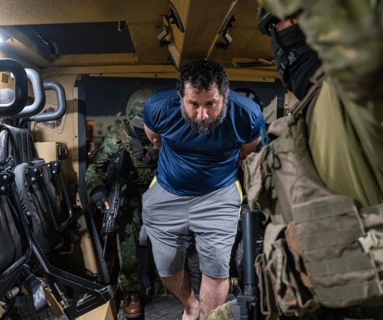 Hermano de ‘Fito’ vendió una casa del narco ecuatoriano en Manta y el Registrador de la Propiedad lo permitió