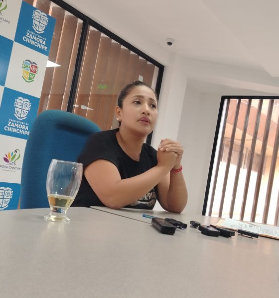 Zamora Chinchipe enfrenta emergencia vial sin precedentes: Prefecta Karla Reátegui exige declaratoria de emergencia nacional