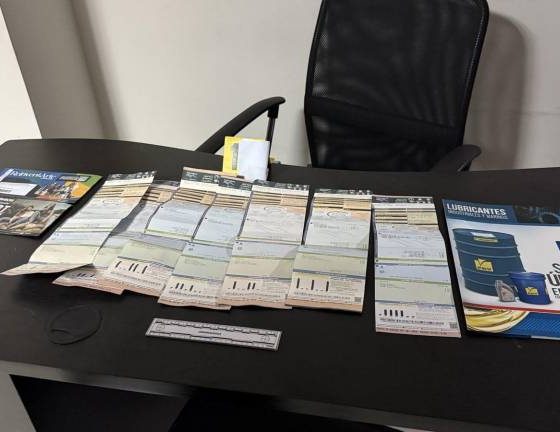 Allanan empresa que habría comprado diésel subsidiado para revenderlo a consumidores no autorizados