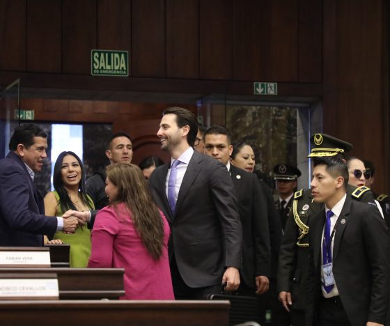 Multas a los asambleístas suman USD 70.000 por faltar o llegar tarde al Palacio Legislativo