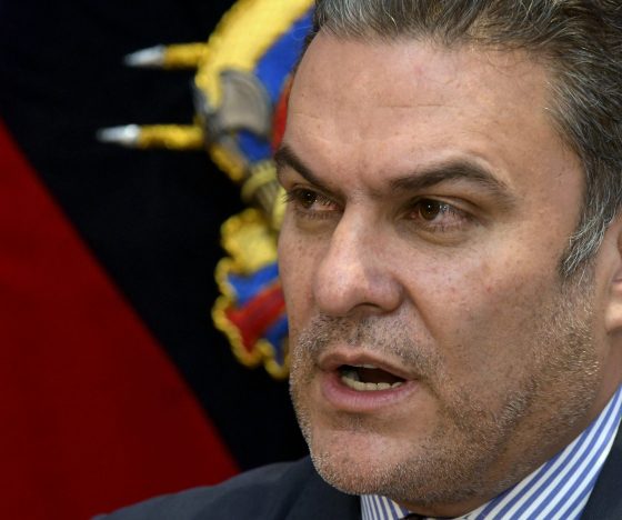 José Serrano asigna su defensa a tres abogados en investigación por asesinato de Fernando Villavicencio