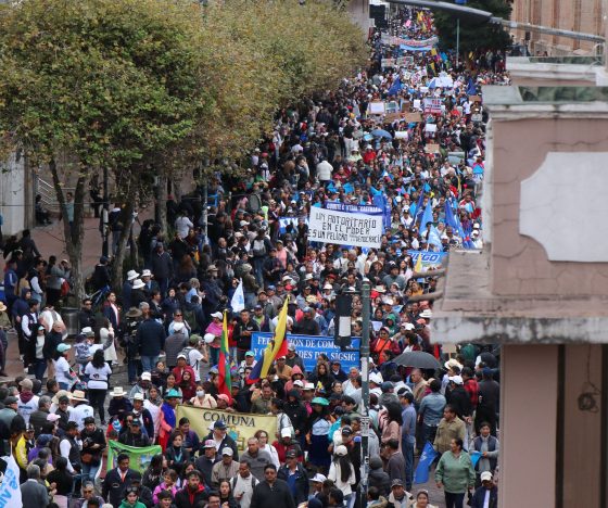 Casi 100.000 personas participaron en la marcha antiminera y por el agua en Cuenca pese al estado de excepción