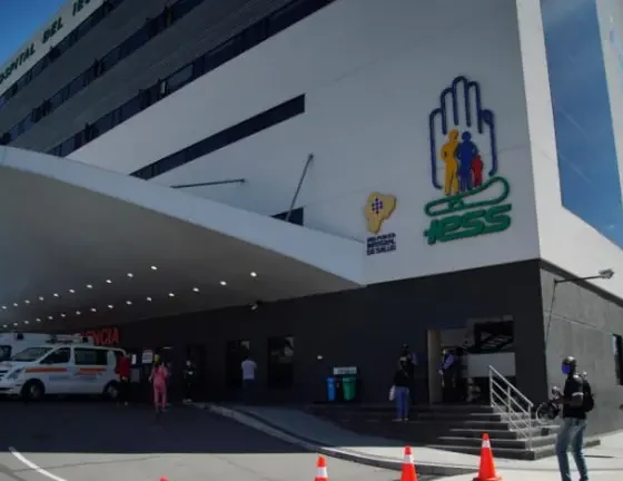 ¿Qué cambios propone Daniel Noboa para las prestaciones de salud del IESS?