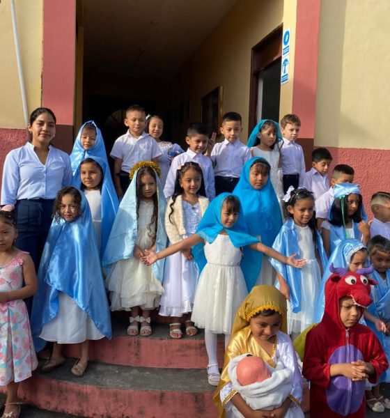 Festividades en honor a María Inmaculada avanzan con la participación estudiantil y comunitaria